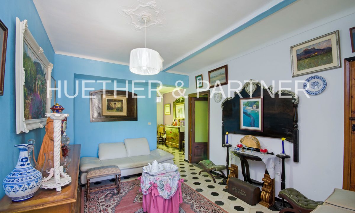 2b60e36b-a62c-4335-b35e-f50990151733