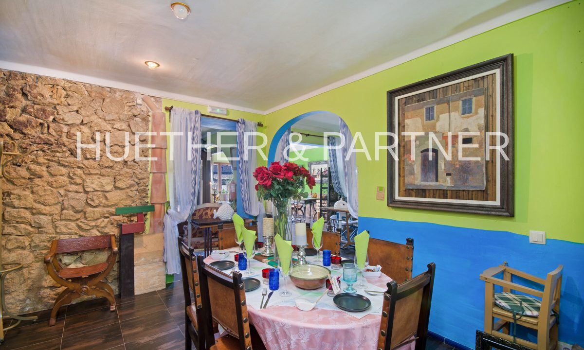 73ca201a-9140-4485-a3a0-e9044e2334d9