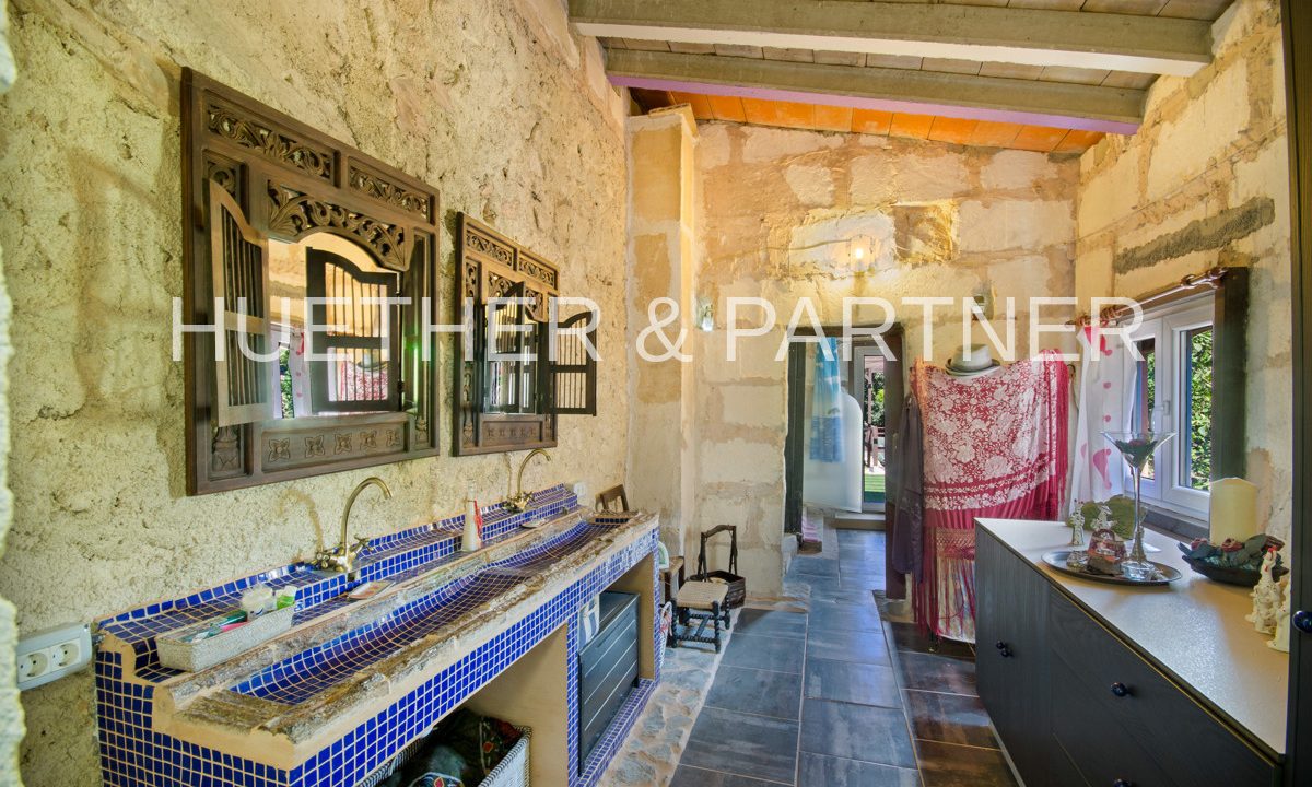 8e41e5ab-e987-4856-95d4-ae3611becaac