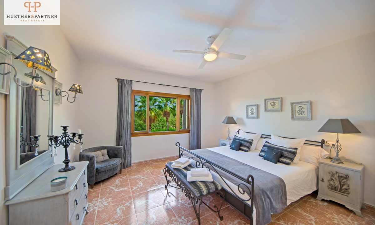 ca8666fb-2ccb-4a66-b8e8-3f06e8dde1ce