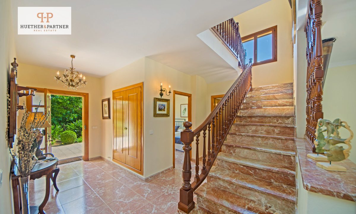 8a95e36c-6ae3-4950-8e81-ba4cc06e47bd