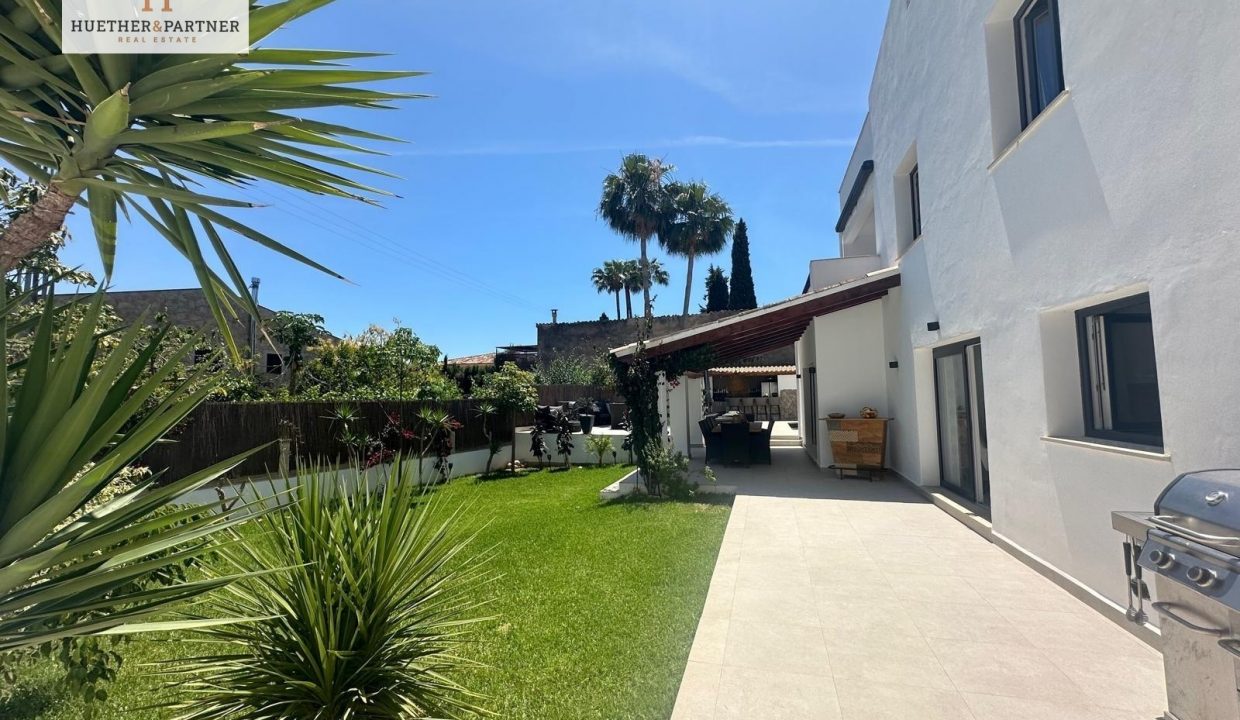 695c73c5-7f36-4114-b36b-8eb8d53fba5d