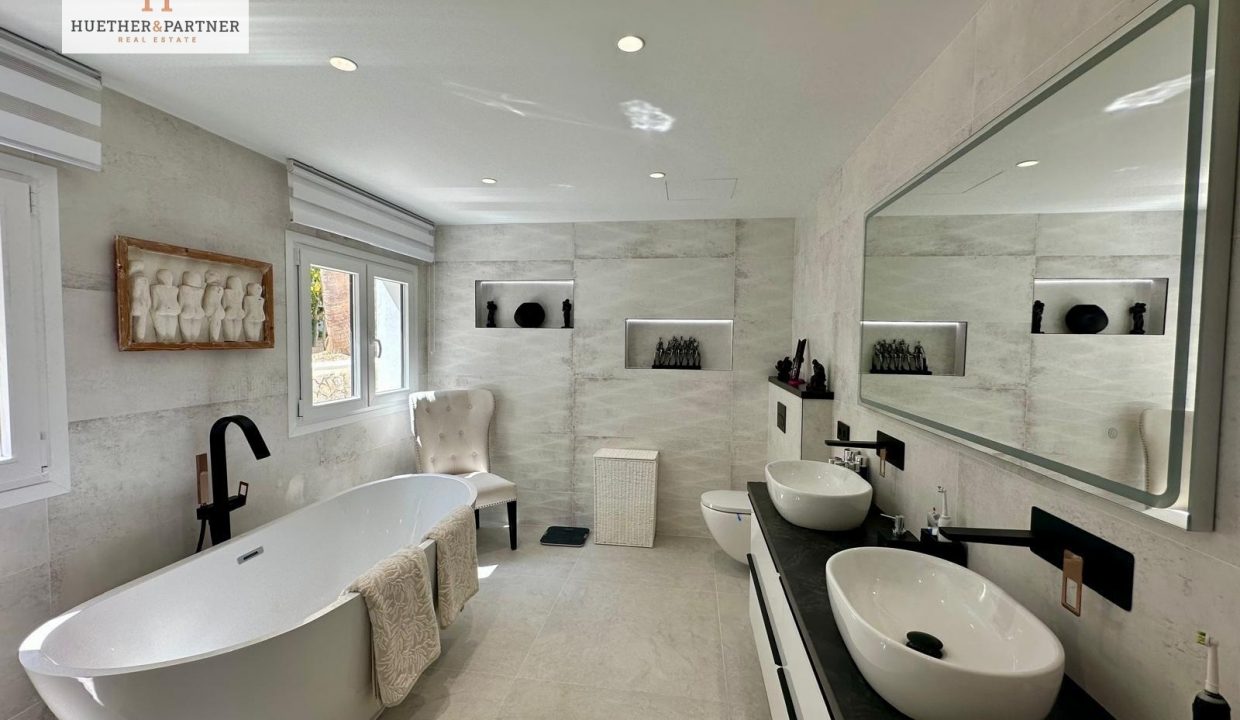 c004f3b4-5a0d-4168-b228-b0d8571f12be