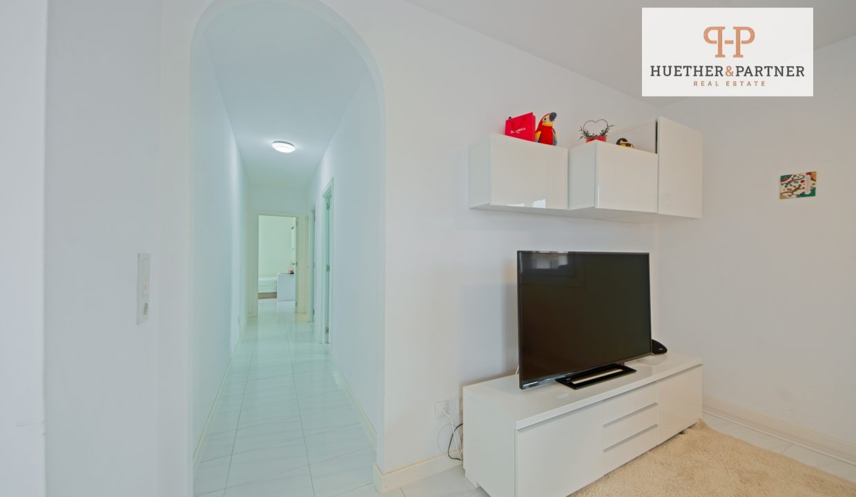 a06bf219-6c6c-4bd3-9064-c5e362039db1