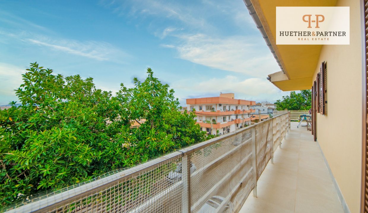 e8b585f0-ce6d-456f-a569-d5941d9e050a