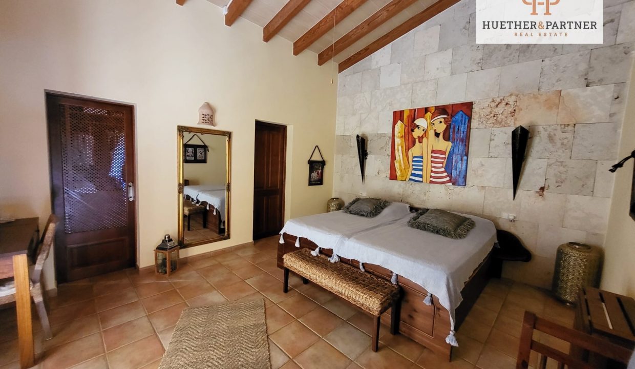 d824f7d7-a3f4-440a-a6f6-4eacbd36d5aa