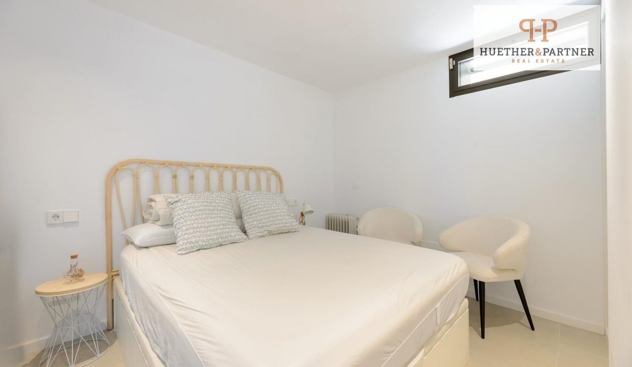 e1dd80f6-2fcd-43f5-a836-7e0e2f91e2d8