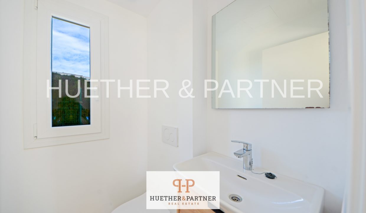 817303b2-7eeb-49a3-b820-947ca2763d0e