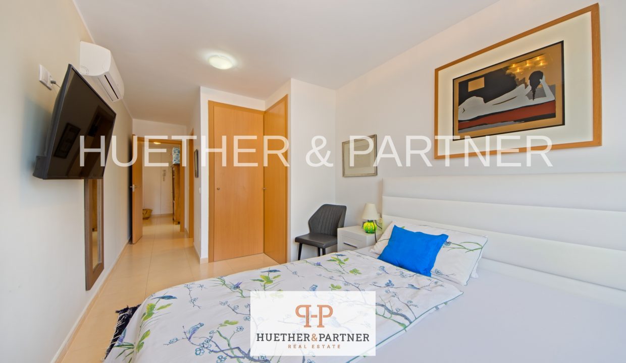 eecd5c0a-d9bc-4a25-a012-f3a103bad5ef