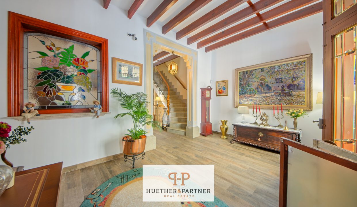 4b056028-e8aa-4b7c-a85b-4c7956c368cc