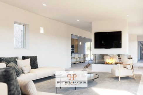 PHOTO-2026-02-15-17-22-28-B063CB36-1E15-4834-8F1D-1FCB4E022E77