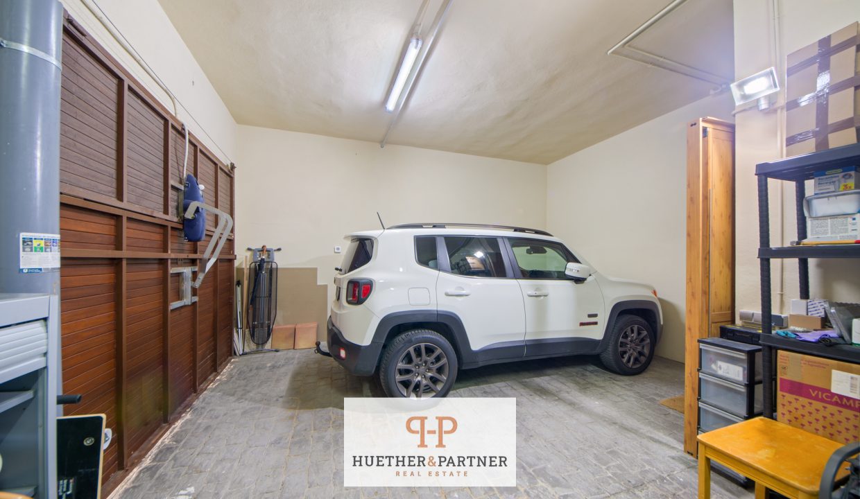 d7a03f3e-2f05-4983-ac26-28114aee4e31