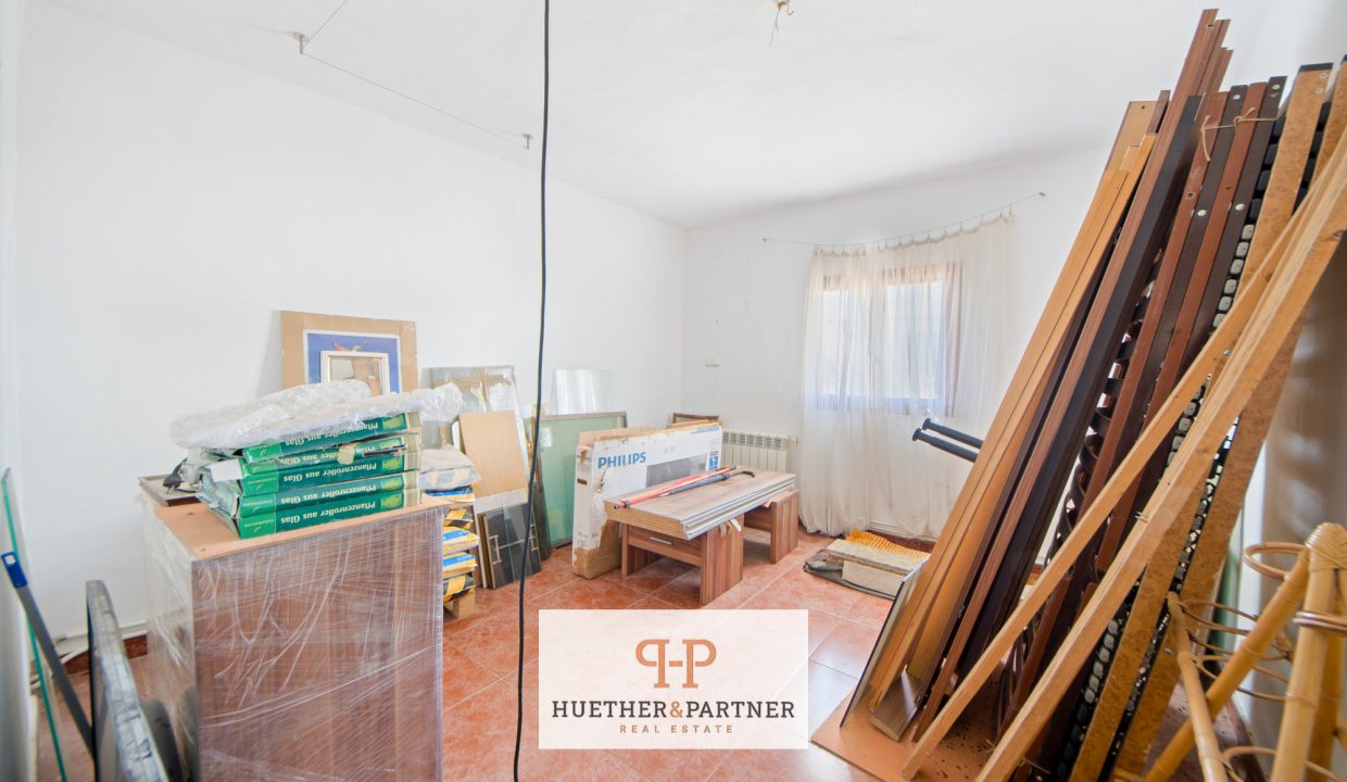 e3c28d28-3394-4dd9-97e5-a4fb28ae3ede